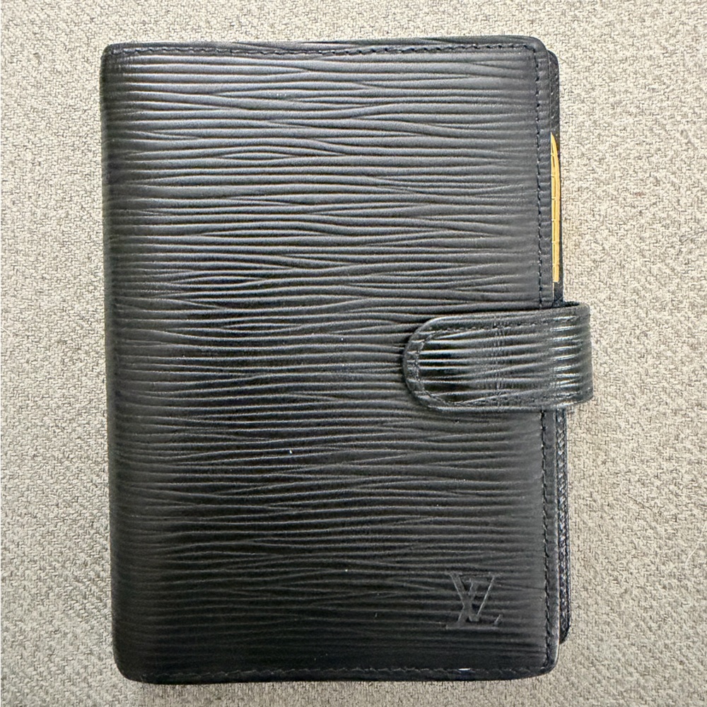 Louis Vitton Epi leather PM ✨PRICE DROP✨
